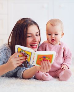 Des bébés et des histoires